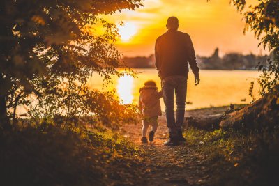 Onderzoekers geloven dat het gevaarlijk is voor mannen om kinderen te krijgen na hun 35ste